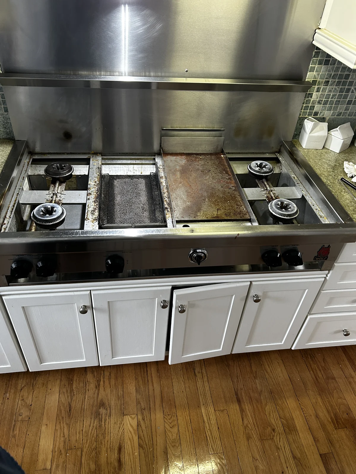 Wolf cooking surface opened from the owner’s work archive